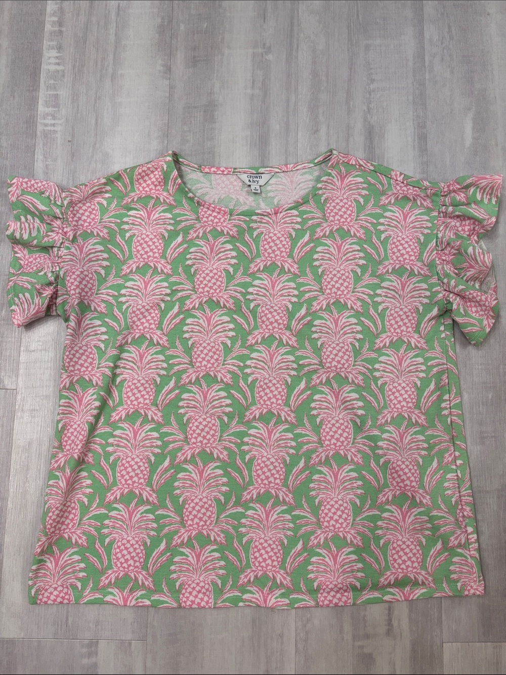 crown & ivy Pink Pineapple Print Short Sleeve Tee on Green Small